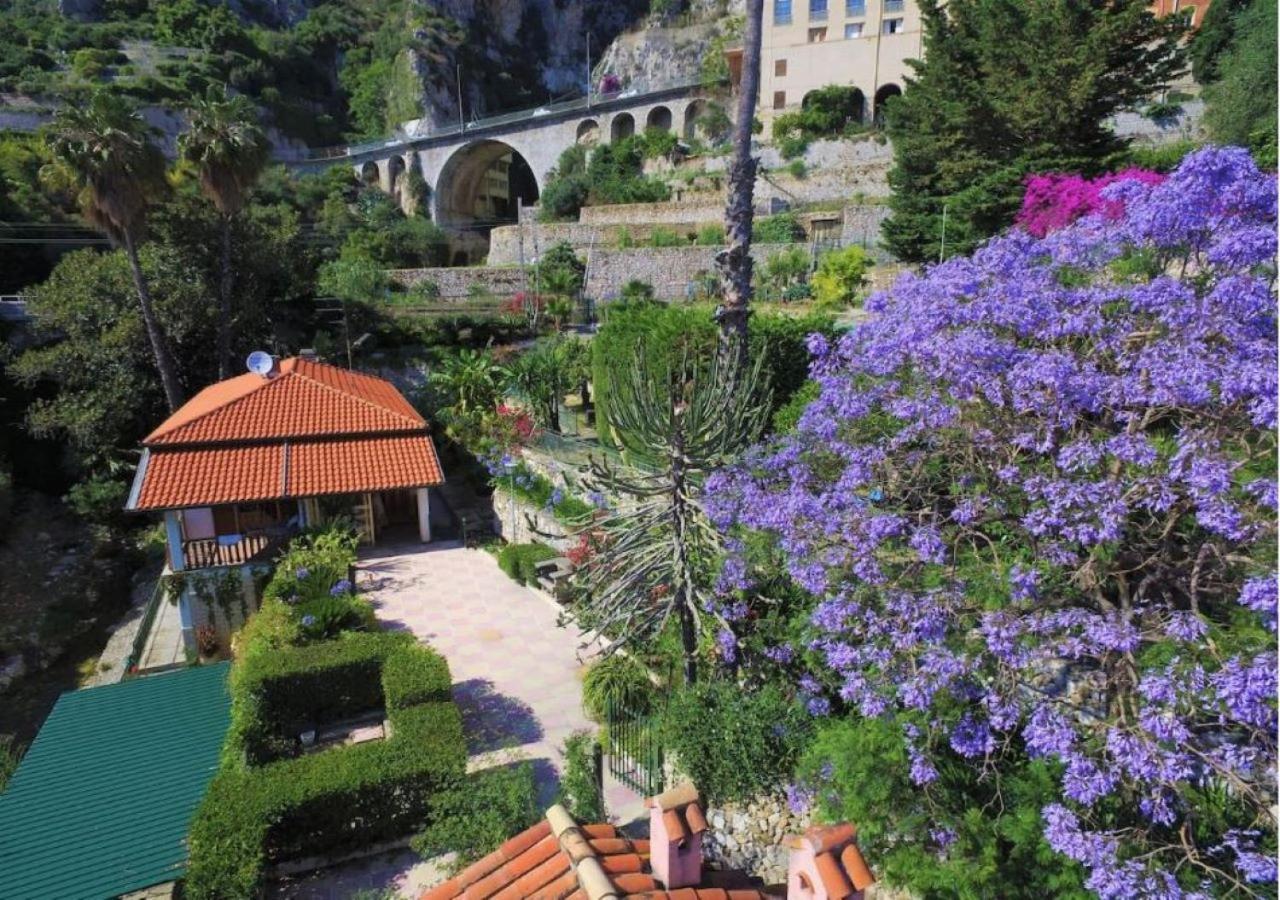 Ascheri Country House - Grimaldi, Ventimiglia Bagian luar foto