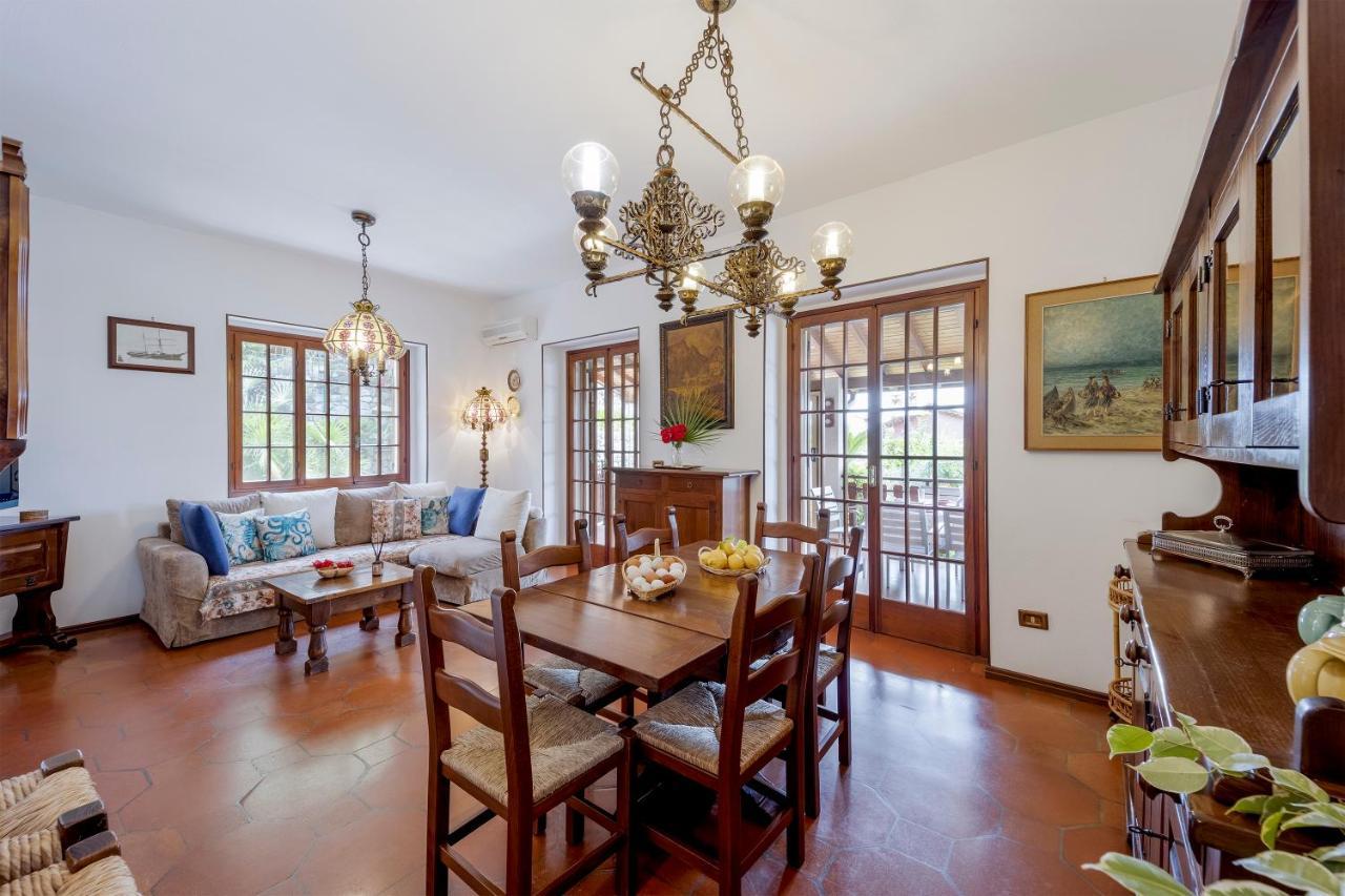 Ascheri Country House - Grimaldi, Ventimiglia Bagian luar foto
