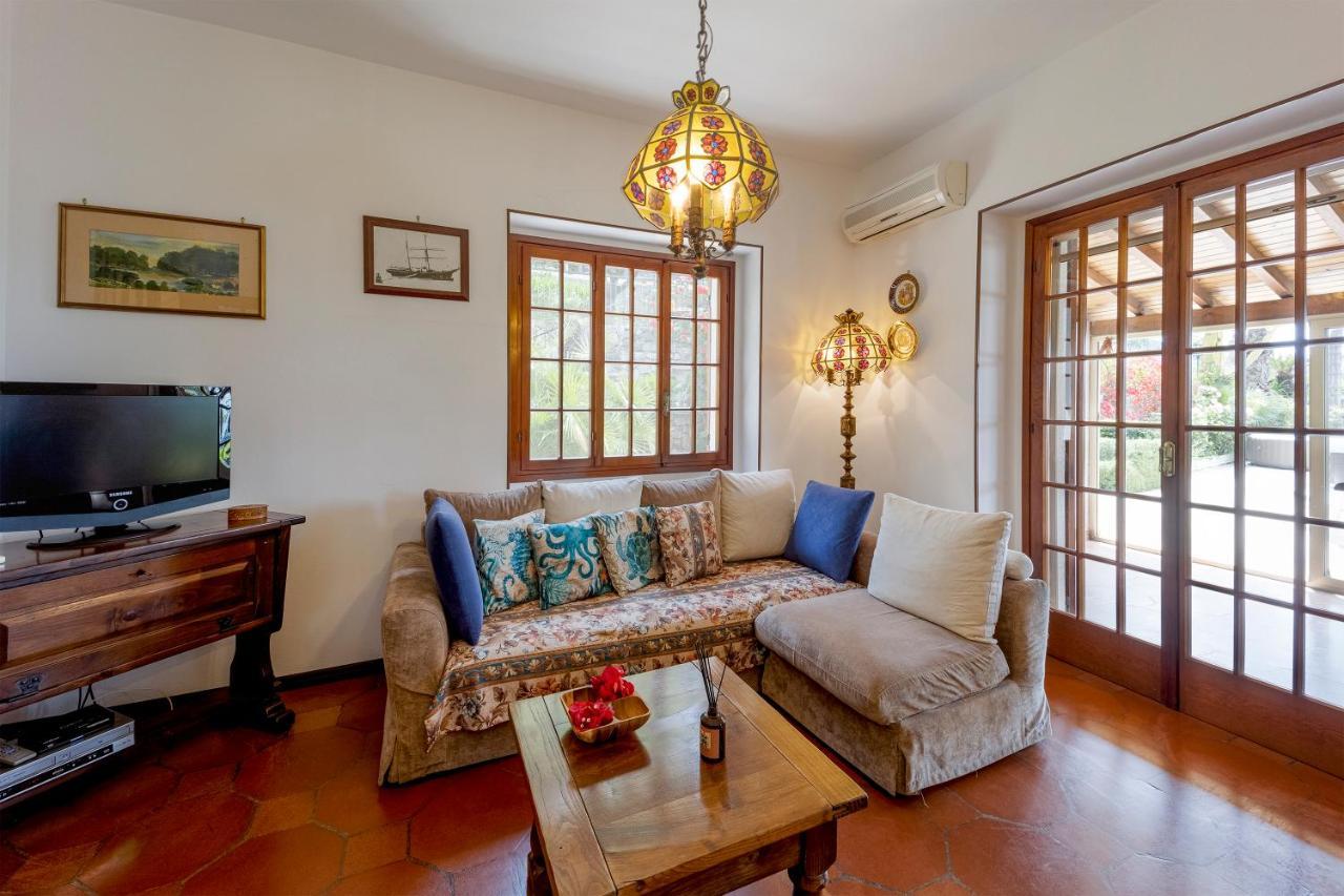 Ascheri Country House - Grimaldi, Ventimiglia Bagian luar foto